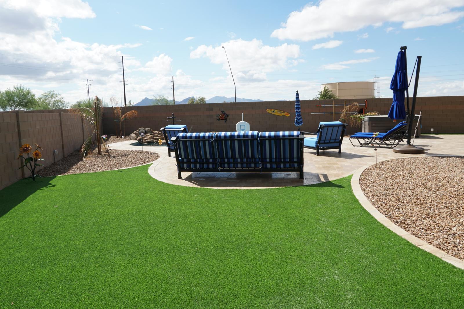 Artificial grass lounge area in a Phoenix Arizona backyard